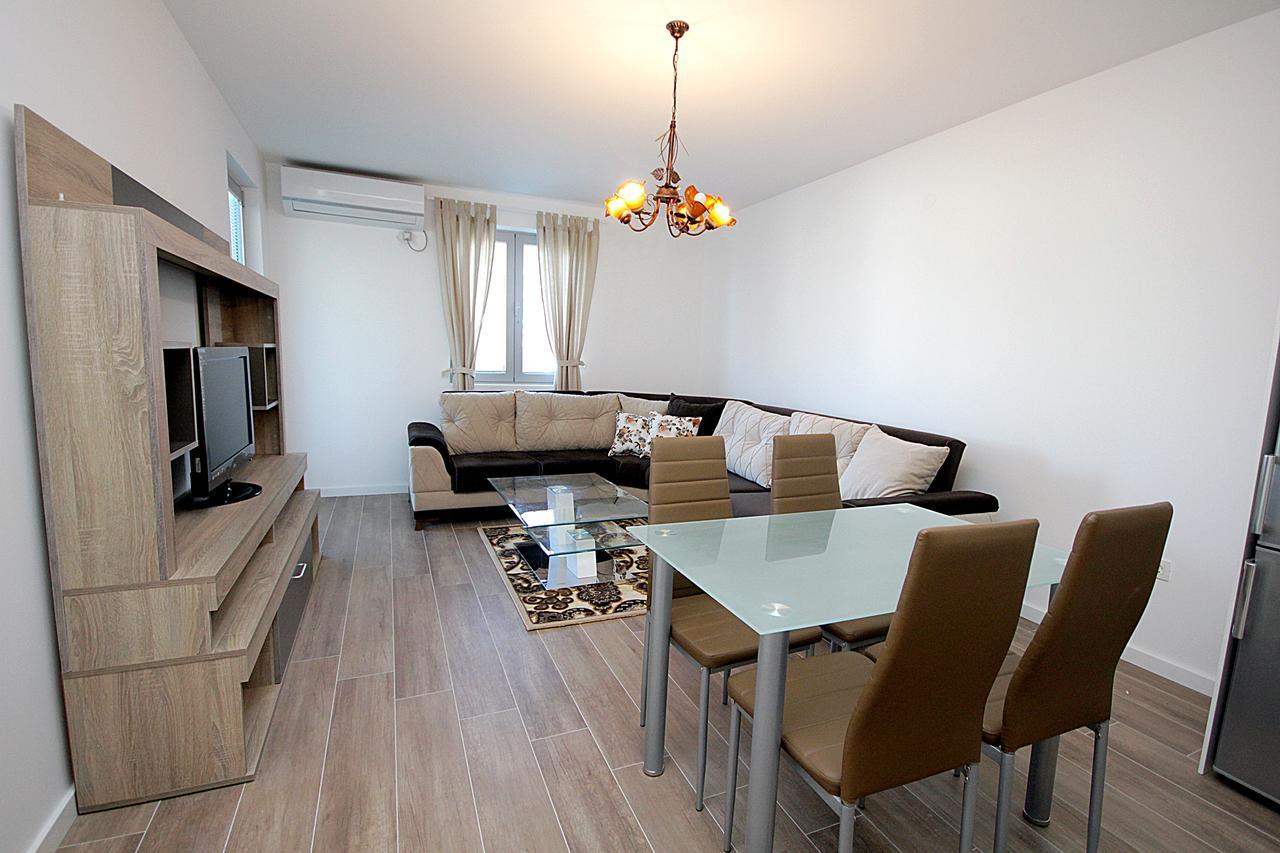 Apartment Melina Dobra Voda Esterno foto