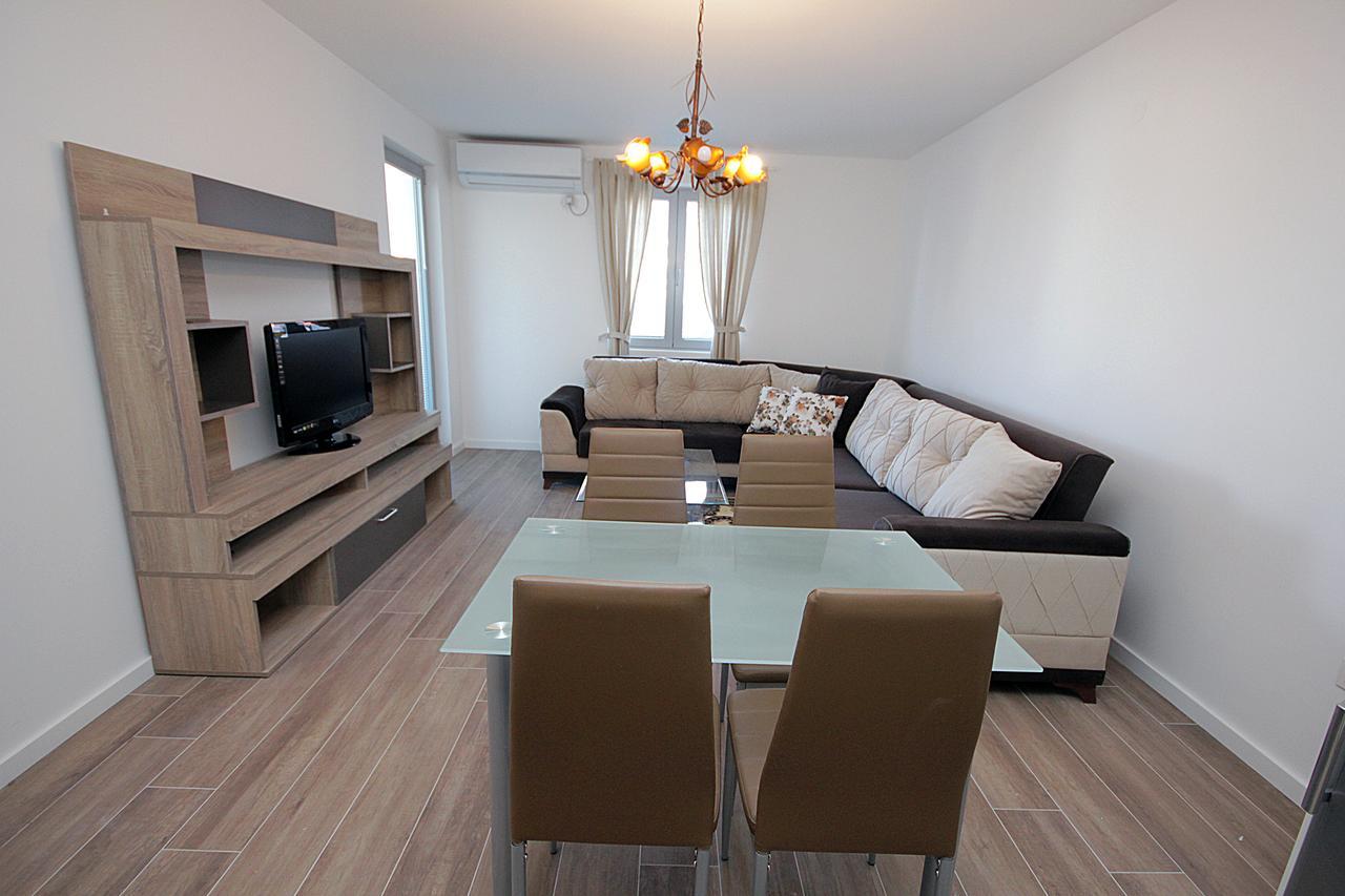Apartment Melina Dobra Voda Esterno foto